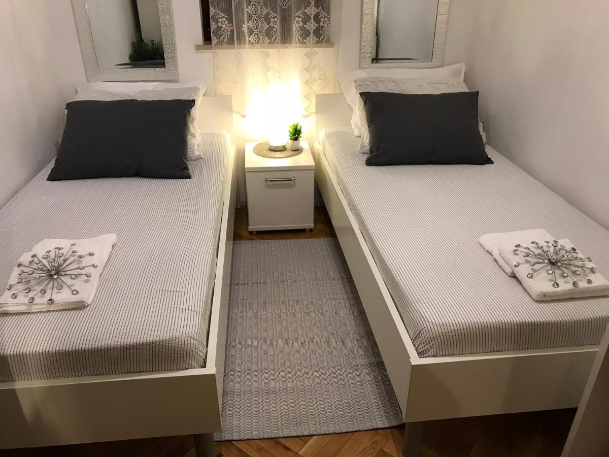 Puntižela-Patty Apartment Pula Bagian luar foto